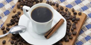 Viral Tren Diet Minum Kopi Campur Kayu Manis, Diklaim Efektif Bakar Lemak