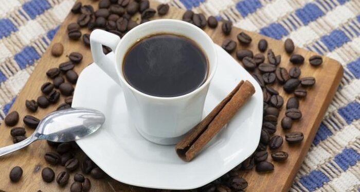 Viral Tren Diet Minum Kopi Campur Kayu Manis, Diklaim Efektif Bakar Lemak